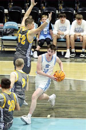  Basketball